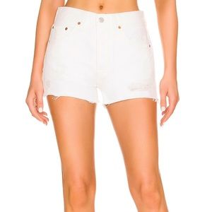Levi’s 501 White Denim Short, size 27